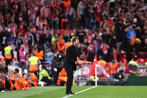 سيميوني: شعرت بخيبة أمل بعد مواجهة ليفربول.. وعلينا التعامل مع المباريات بشكل أفضل